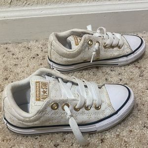 💎Kids shoes cream/gold Converse size 13
